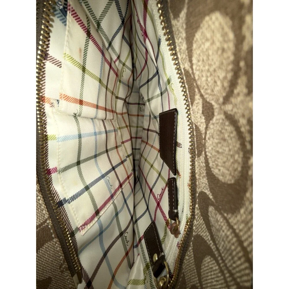 Coach heritage signature